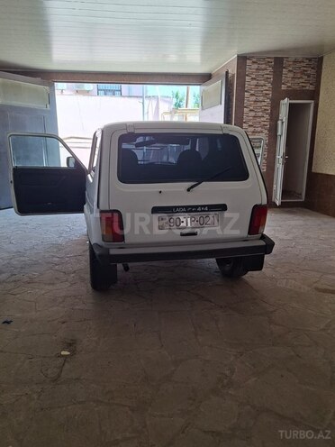 LADA (VAZ) Niva-2