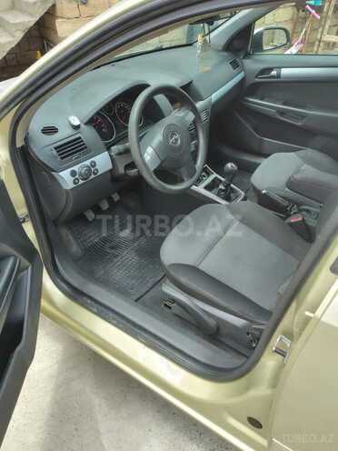 Opel Astra-14