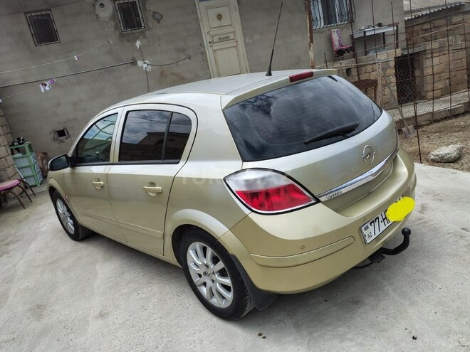 Opel Astra-3