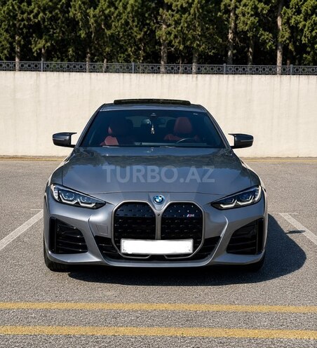 BMW i4-2