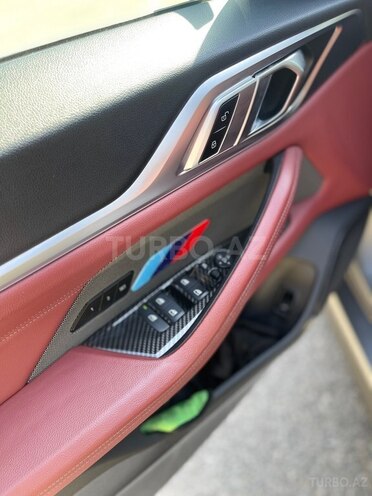 BMW i4-11
