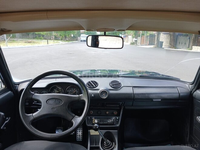 LADA (VAZ) 2106-7