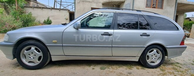 Mercedes C 230-3