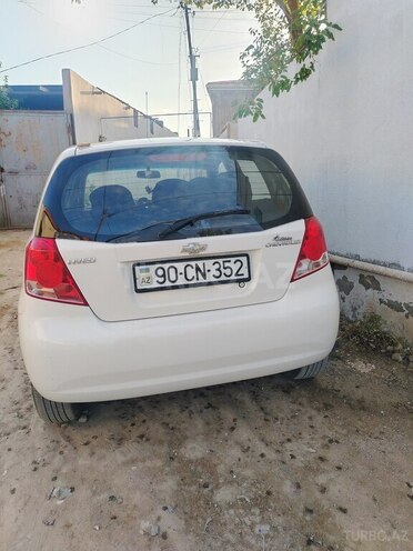 Chevrolet Aveo-2