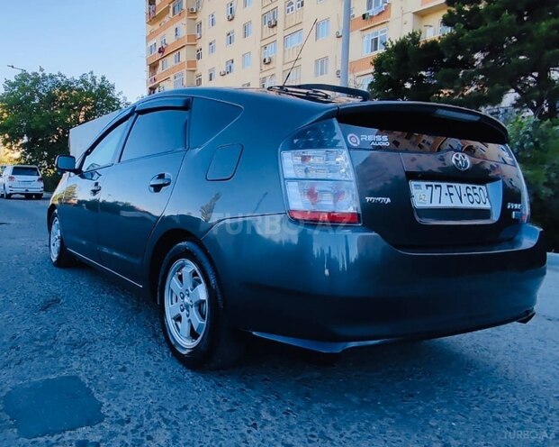 Toyota Prius-9