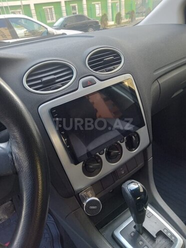 Ford Focus-6