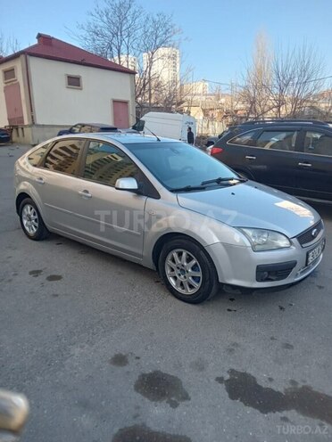 Ford Focus-3