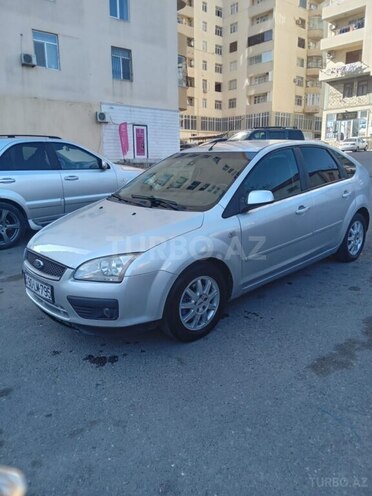 Ford Focus-2