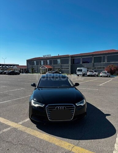 Audi A6-1