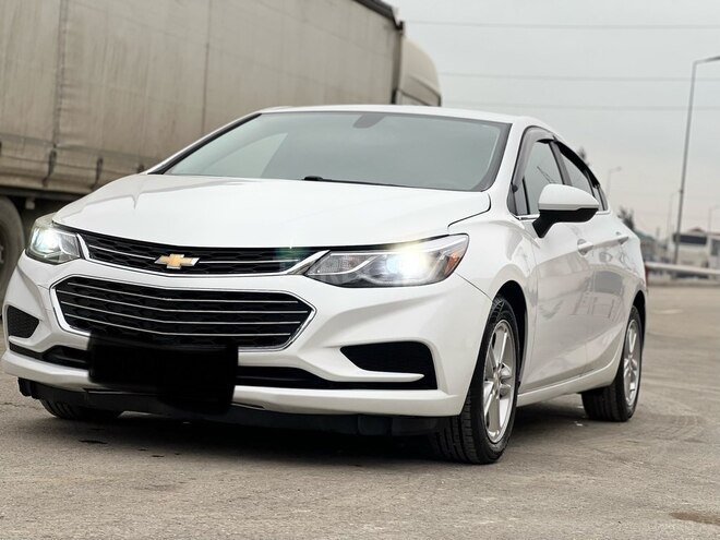 Chevrolet Cruze-1