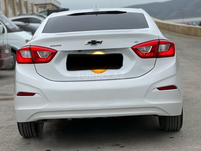 Chevrolet Cruze-10