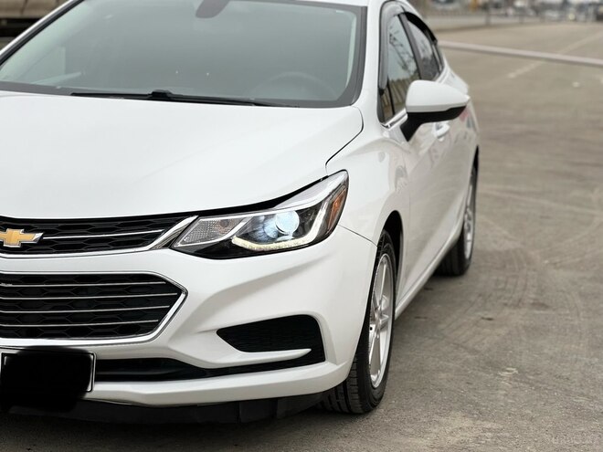 Chevrolet Cruze-15