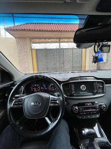 Kia Sorento-11