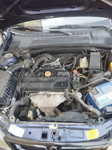 Opel Vectra-8