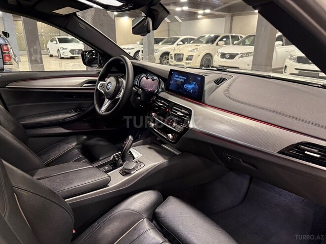 BMW 530-12