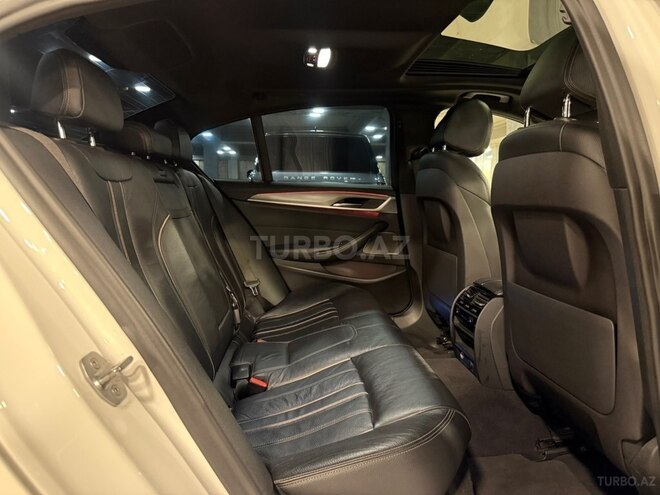 BMW 530-15