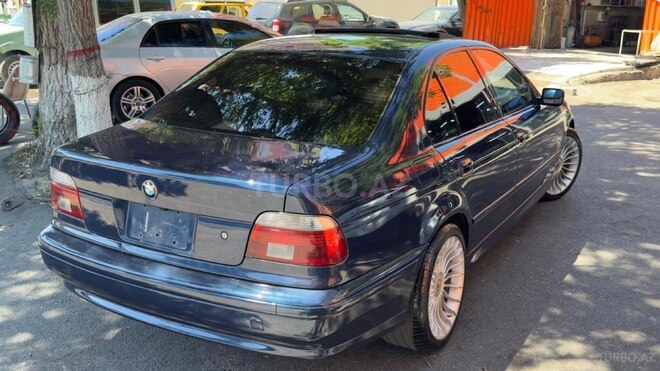 BMW 528-4