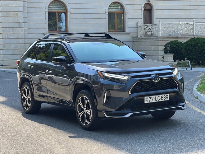 Toyota RAV4-2