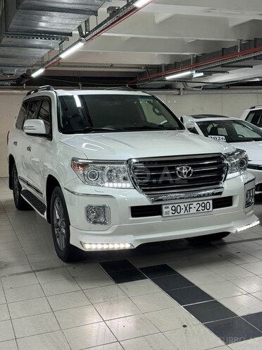Toyota Land Cruiser-3