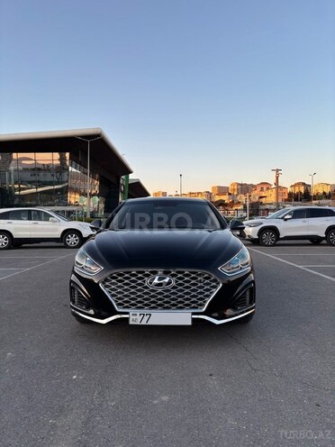 Hyundai Sonata-2