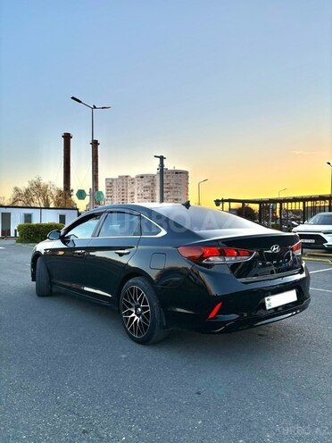 Hyundai Sonata-3
