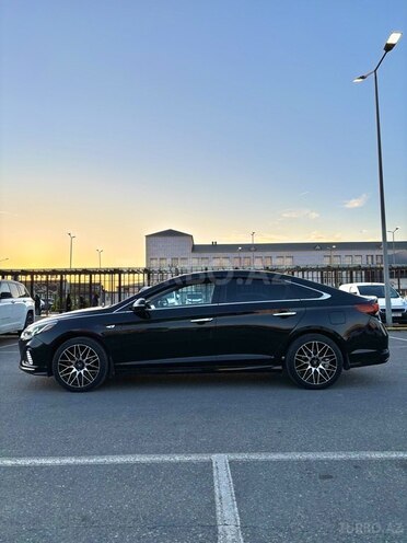 Hyundai Sonata-9