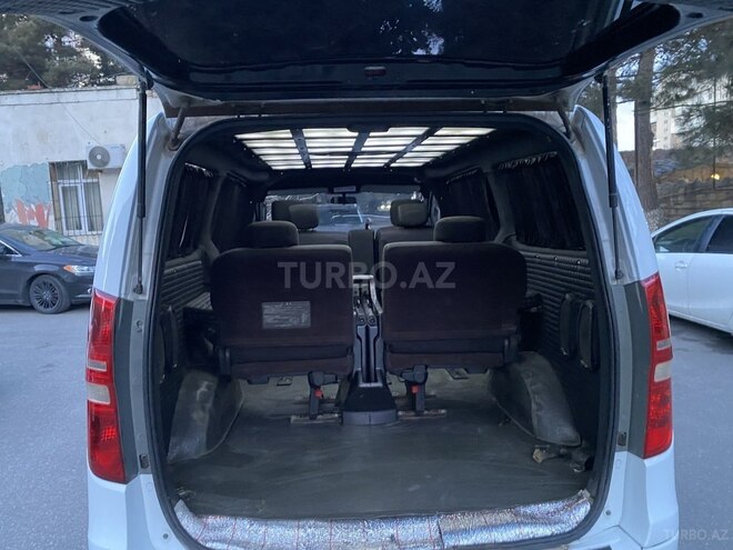 Hyundai H-1-21