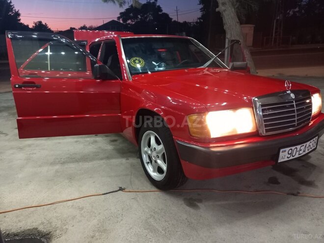 Mercedes 190-8