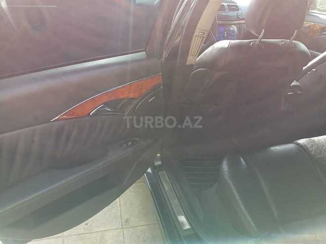 Mercedes E 220-10