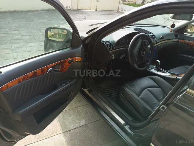 Mercedes E 220-9