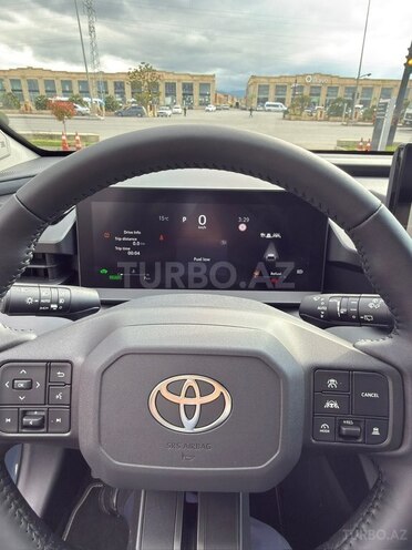 Toyota RAV4-6