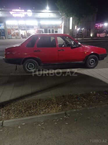 LADA (VAZ) 21099-2