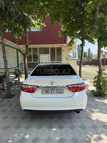 Toyota Camry-6
