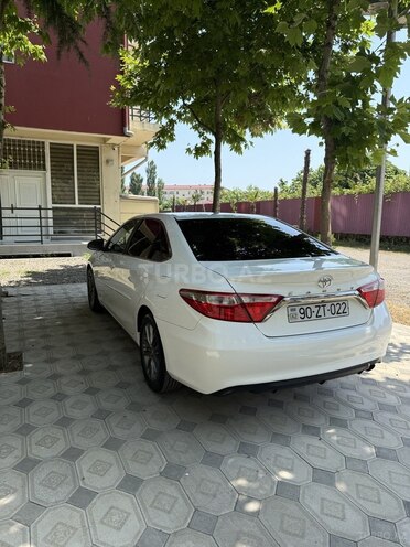 Toyota Camry-7