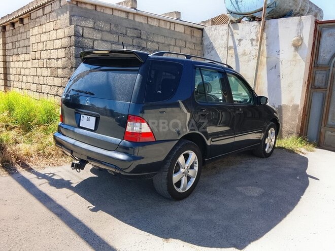 Mercedes ML 320-2