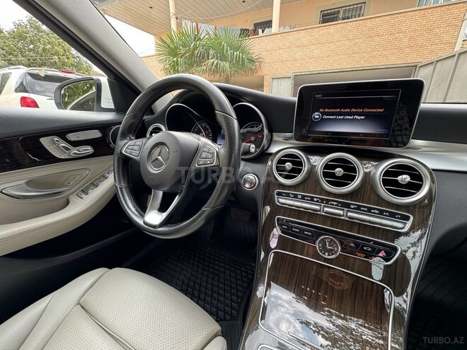 Mercedes C 300-10