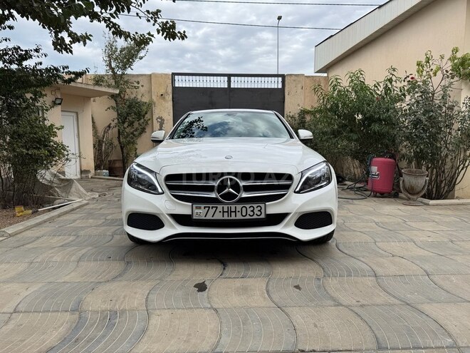 Mercedes C 300-1