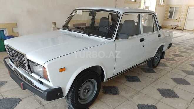 LADA (VAZ) 2107-5