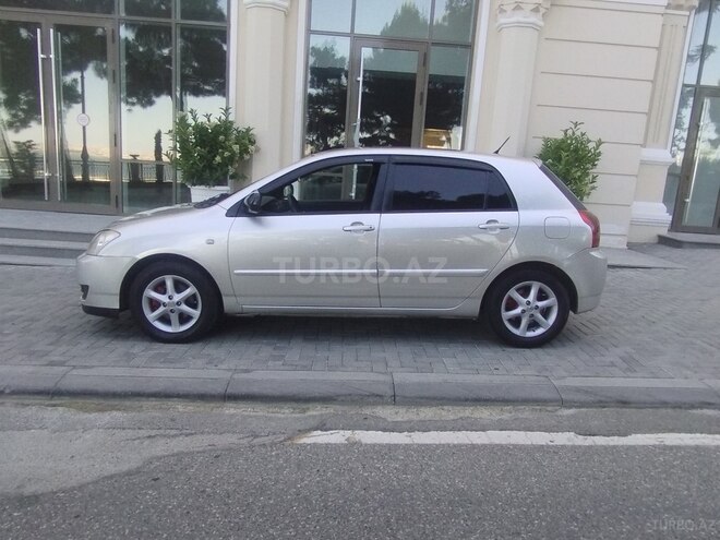 Toyota Corolla-6