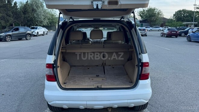Mercedes ML 320-11