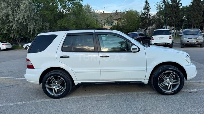 Mercedes ML 320-6
