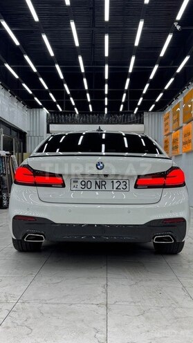 BMW 523d-10