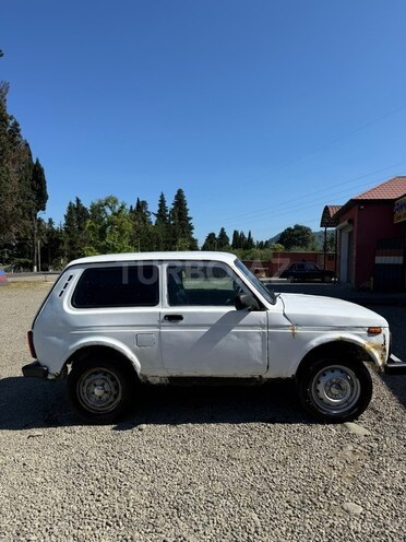 LADA (VAZ) Niva-3