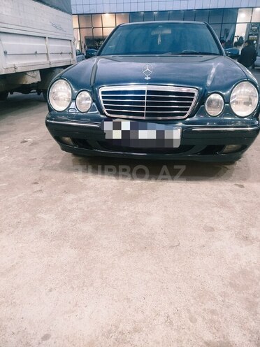 Mercedes E 240-6