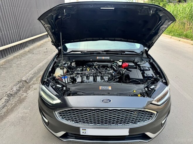 Ford Fusion (North America)-16