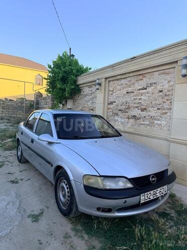 Opel Vectra-2