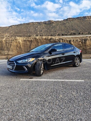 Hyundai Elantra-2