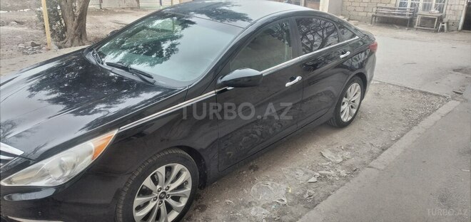Hyundai Sonata-2