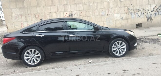 Hyundai Sonata-3