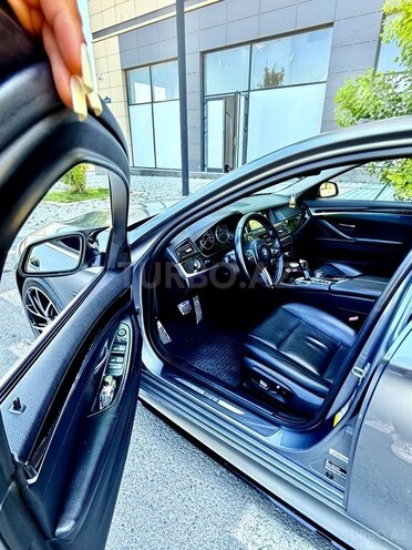 BMW 528-7